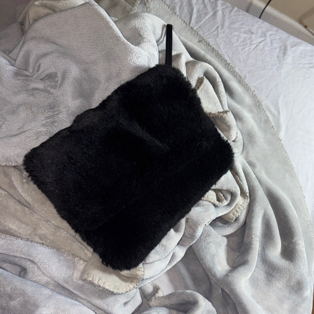 Elegant Black Faux Fur Clutch